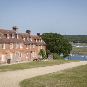 Master Builder'S House Hotel